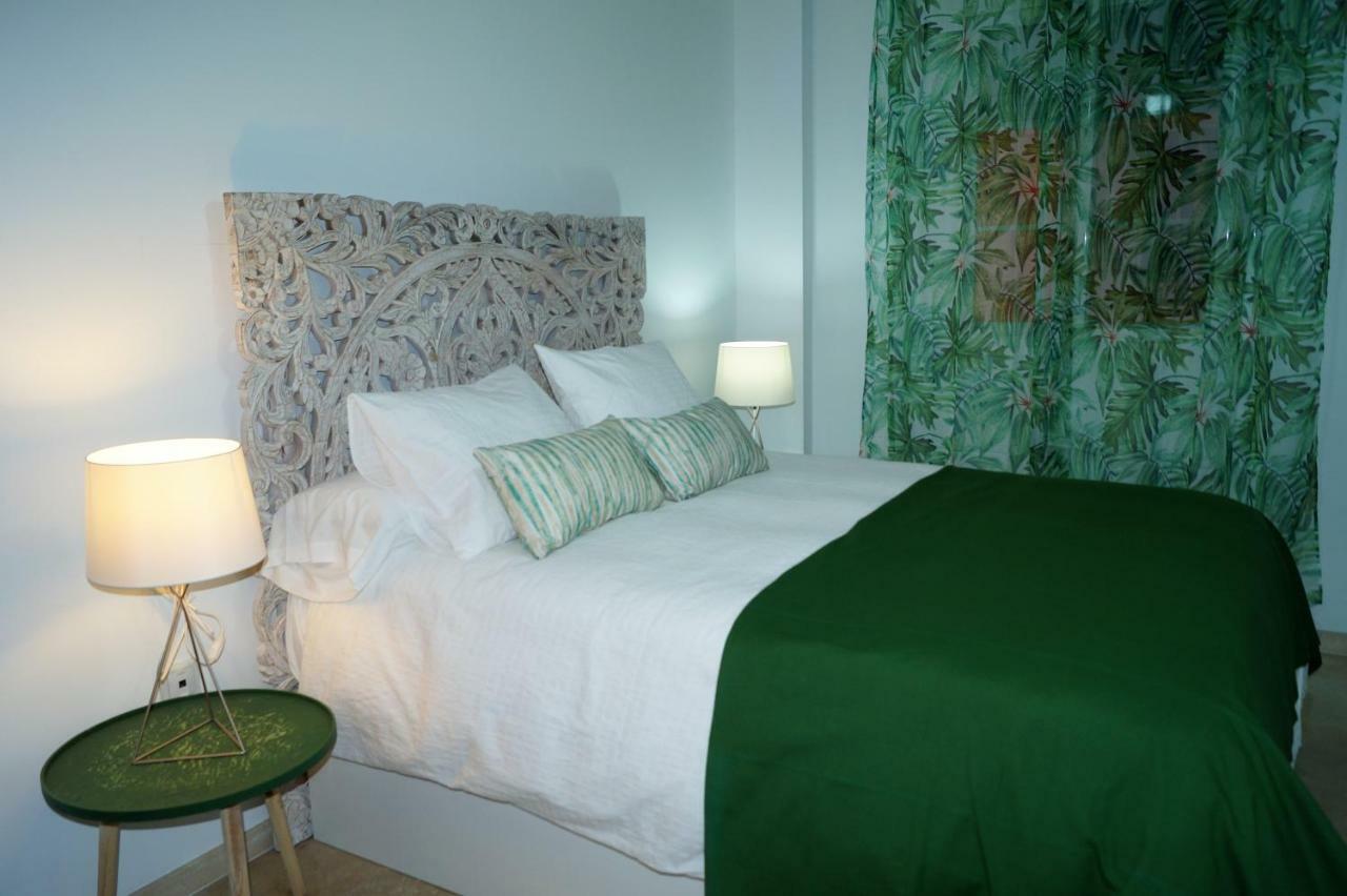 Apartamento Plaza Alfonso XII มาลากา ภายนอก รูปภาพ